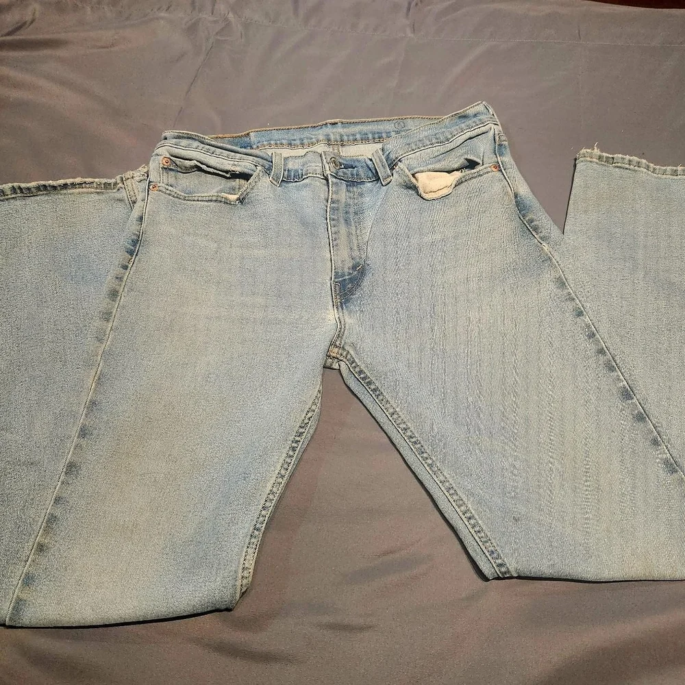 ⭐️Levi's Light Blue Straight Men's Jeans Size 31 Distressed Grunge Denim